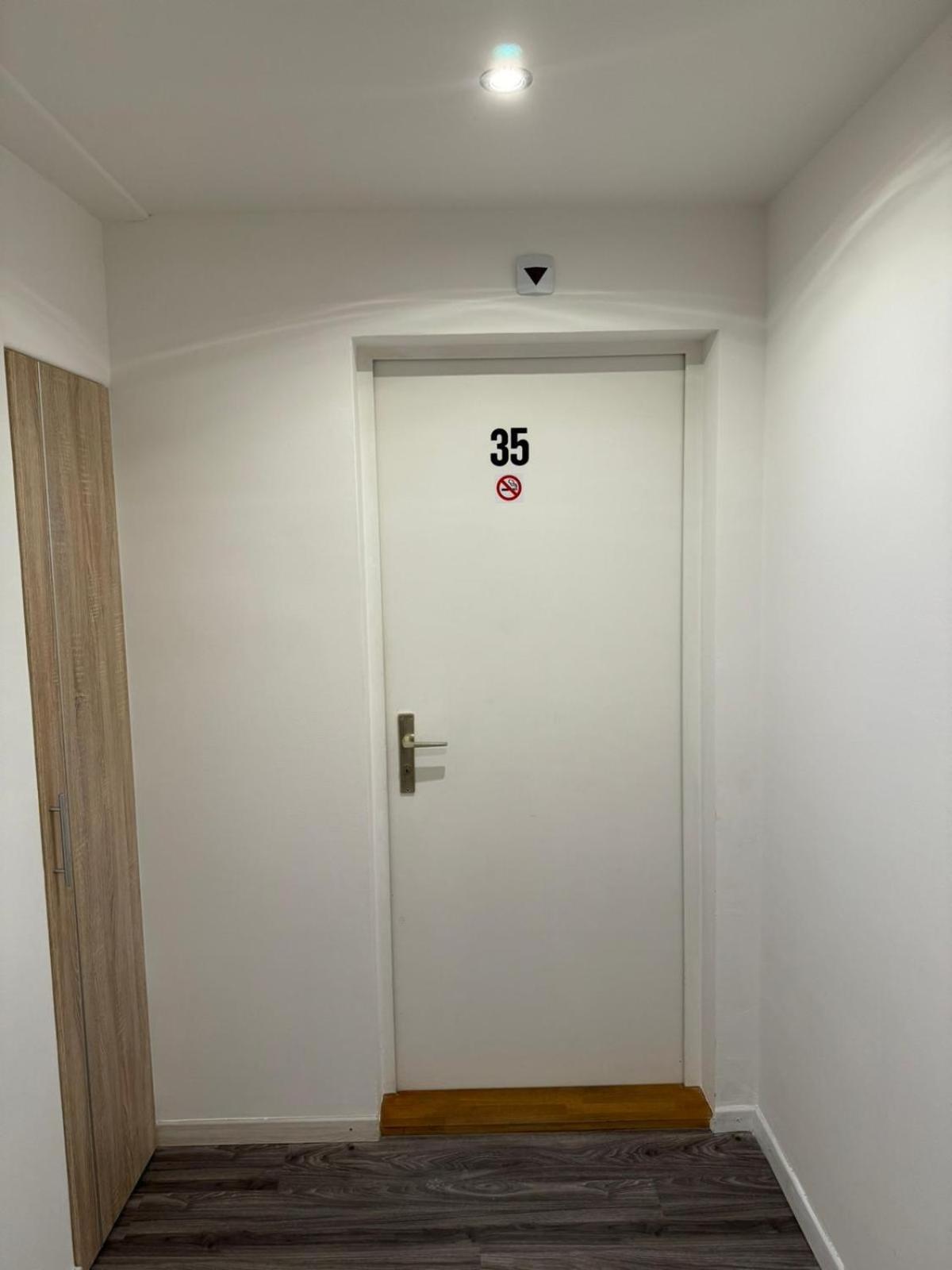 Haus Zum Ruetli Lejlighed Chur Værelse billede